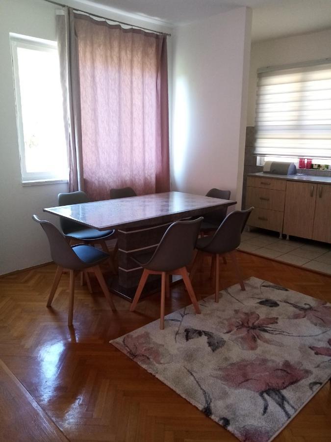 Apartments Suzana 캐플례나 외부 사진